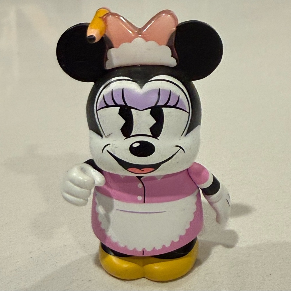 Minnie Mouse Waitress Vinylmation